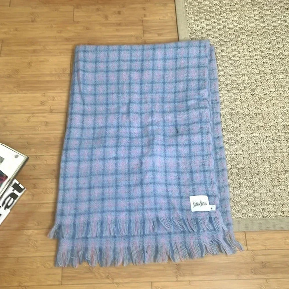 Neiman Marcus Scotland Wool Mohair Knit Colorful Plaid Throw Blanket - Picture 5 of 6